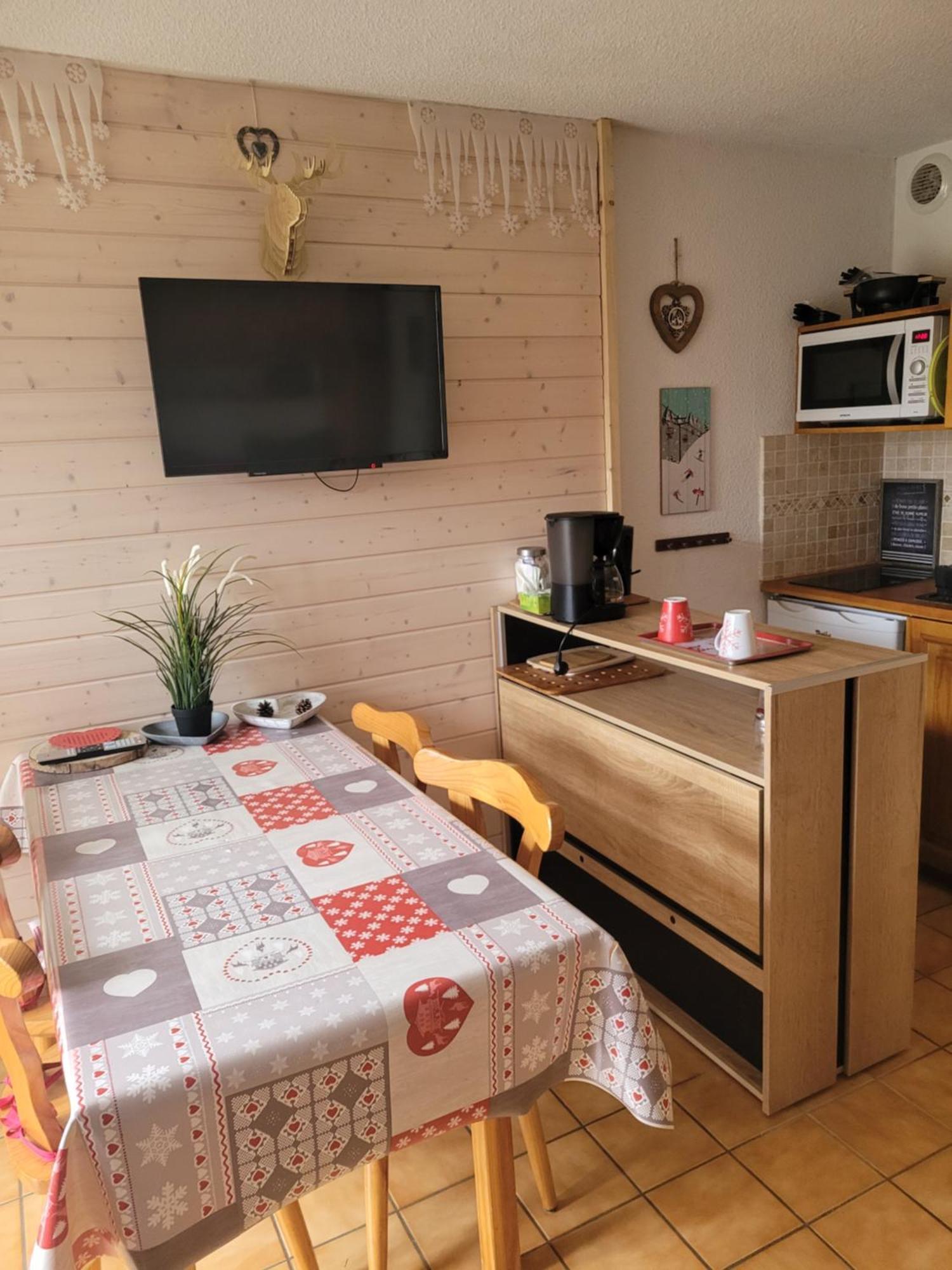 Appartement Le Flocon, Joli Petit Cocon 4 Pers En Rez De Jardin Draps Inclus Les Rousses Eksteriør bilde